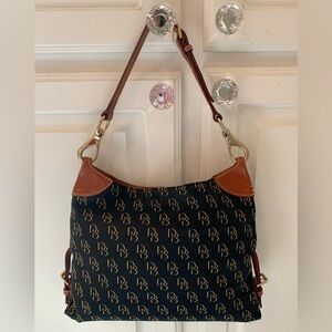 Dooney & Bourke Greta Signature Black and Tan Bag.